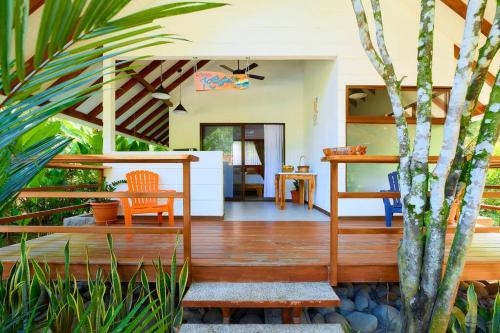 Casa Kristel - Exquisite Villa Getaway, Puerto Viejo