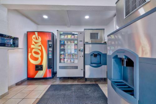 Motel 6-Anaheim, CA - Fullerton East in Anaheim, USA