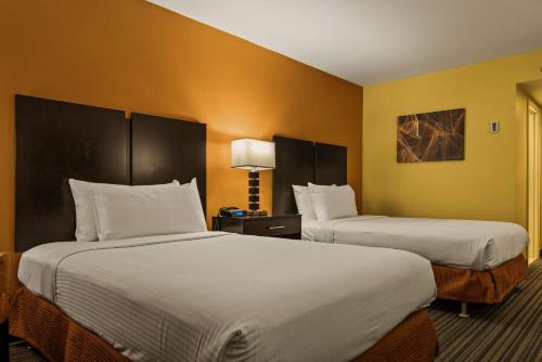 Best Western The Plaza Hotel - Free Breakfast - image 6
