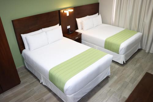 527144353 Hotel San Agustin Plaza