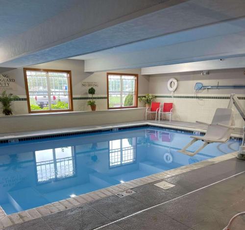 Country Inn & Suites by Radisson Macedonia OH - image 10