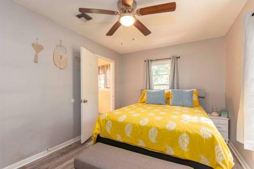Cozy & Quiet Lafayette Home in Lafayette, USA