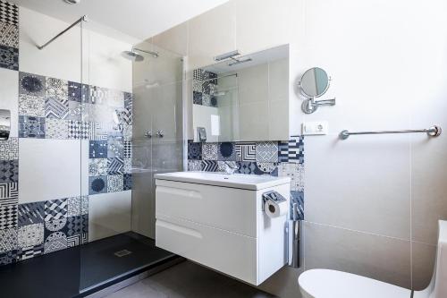 Hotel Montmar - image 11