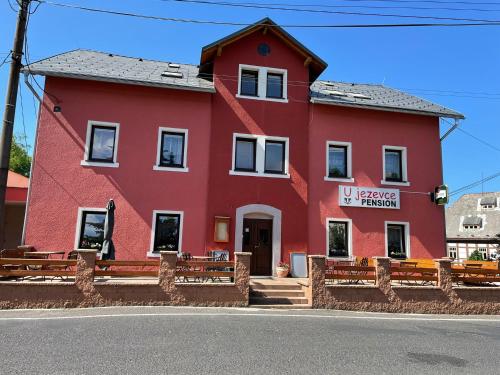 Penzion u Jezevce in Janov