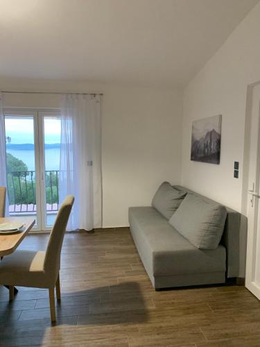 Two-Bedroom Apartment with Terrace and Sea View room in Apartments by the sea Drage Biograd - 22187
