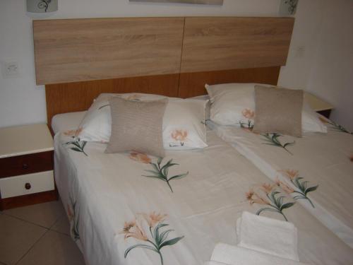 Rooms with a parking space Cres - 22305, Cres (zdjęcie 8)
