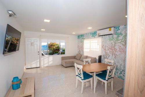 Apartment image 2