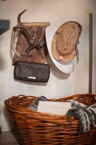 The Cottage on Heiner Hill