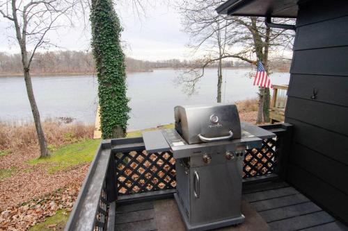 The Cottage on Heiner Hill