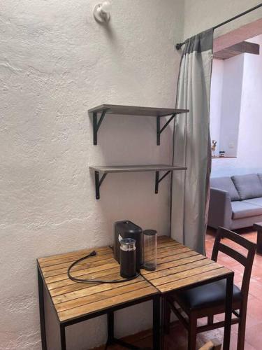 Disfruta de chimenea y jardín in Valle de Bravo, Mexico