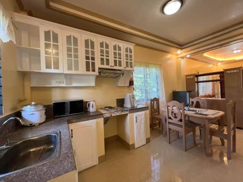 Nielo's Apartment (Door 5) in Dapitan City