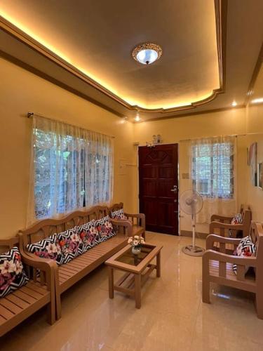 Nielo's Apartment (Door 5) in Dapitan City
