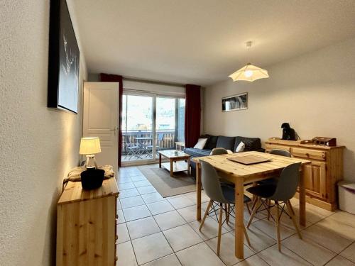 Appartement La Salle-les-Alpes, 3 pièces, 4 personnes - FR-1-330F-229 - Location saisonnière - La Salle-les-Alpes