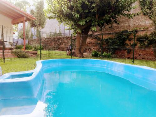 Casa con piscina. Habitación privada. Bed & wellbeing