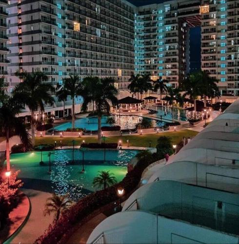 SHELL RESIDENCE C22 Shortwalk MOA Balcony poolview, Metro Manila