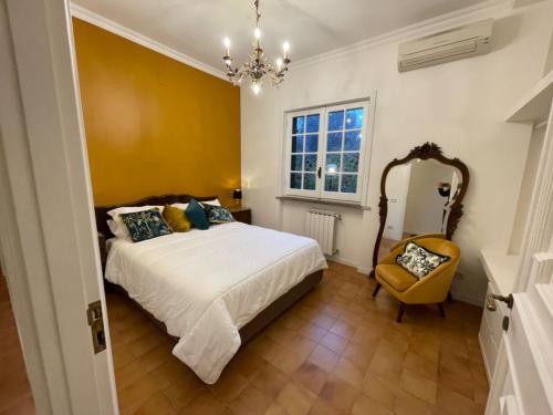 Delightful stylish house with private garden close to downtown in Monte Porzio Catone