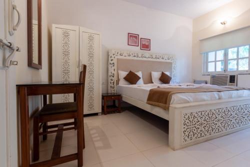 White Stay 2bhk in Candolim - Quirkystays