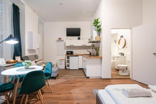 D68 - Downtown Cozy Suite - Best Location by BQA, Budapest