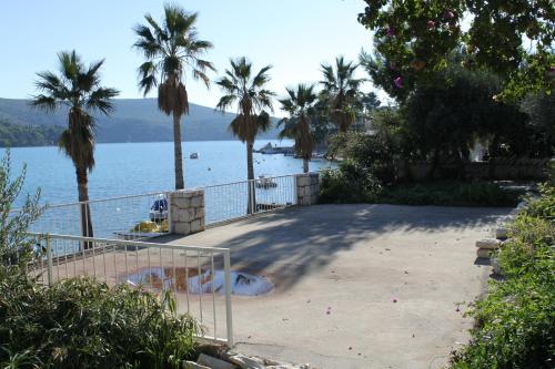 Apartments by the sea Slano Dubrovnik - 8538 - image 8