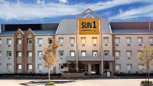 Exterior view, SUN1 Edenvale in Germiston