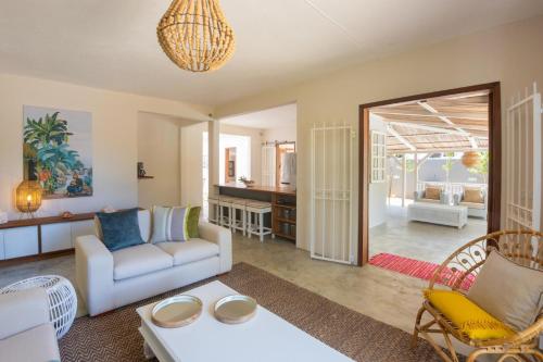 Quaint 4-Bedroom Cottage in a fishing village