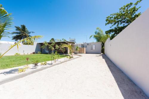 Quaint 4-Bedroom Cottage in a fishing village