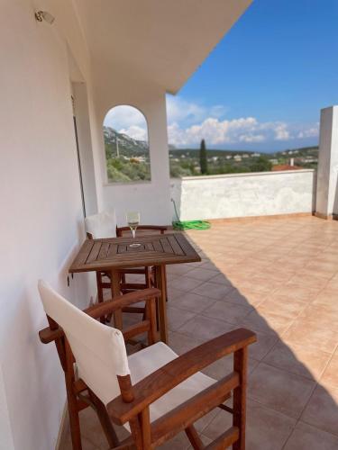 Villa Vlamari in Varella