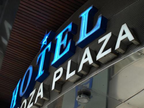 Hotel Zaragoza Plaza