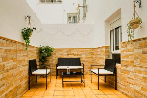 San Pagés 3BR Apartment - Tap to explore photos
