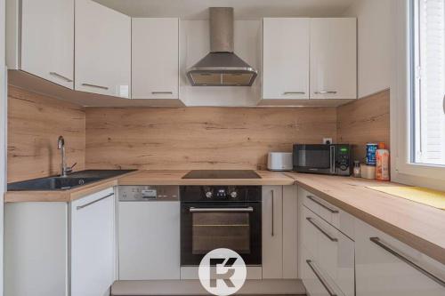 R'Apparts T2 Refuge Chic in Quartier Capuche-Allies