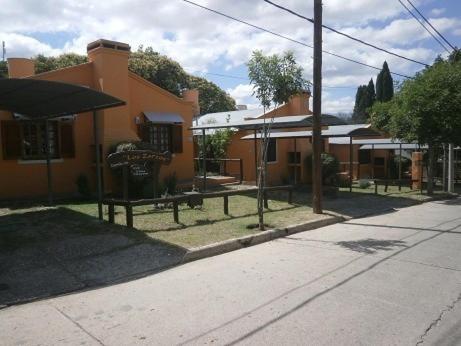 

Los Zarzos