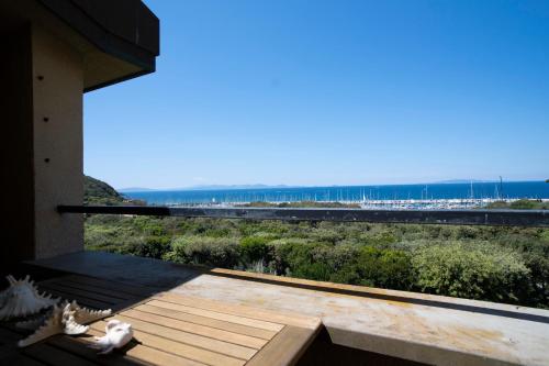 2 bedrooms, 4 beds