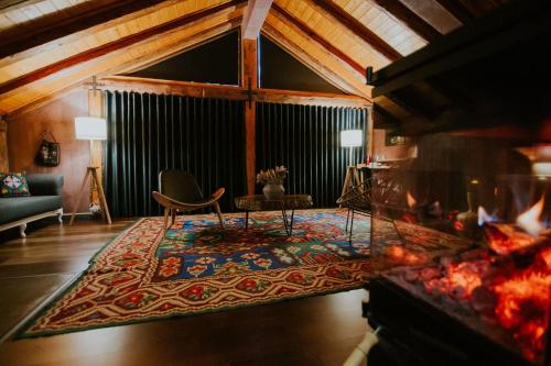 DIM's HOTEL - image 8