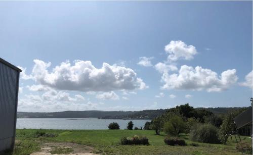 Gîte de Goasquelliou - Vue mer et parking privé - Location saisonnière - Hôpital-Camfrout