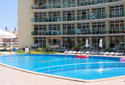 مدخل, Julia Family Apartments in وسط مدينة نيسبار