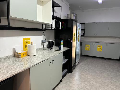 Feetup Yellow Nest Hostel Barcelona - image 5