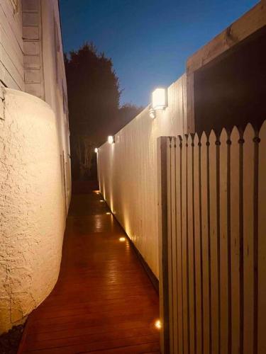 Delightful little house & Chateau Charme Suite, Auckland (Foto 10)