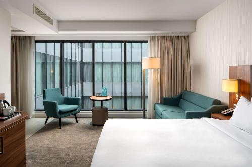 Junior Suite image 6
