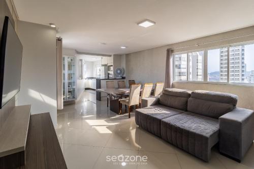 Apto c/ vaga próx praia e restaurantes BC YVD1301