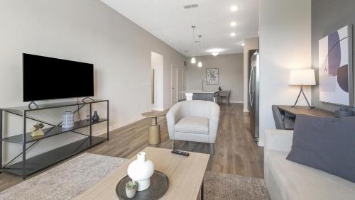 Landing Modern Apartment with Amazing Amenities ID8783X97 in Jacksonville, USA