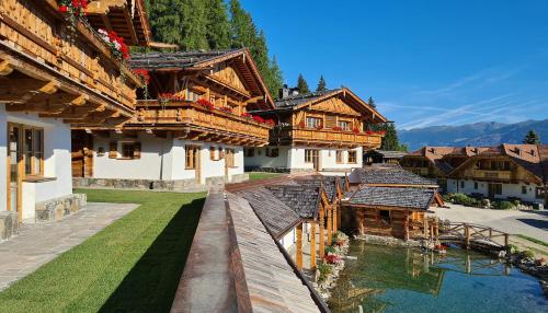 Chalets Almdorf Haidenberg, Brunico