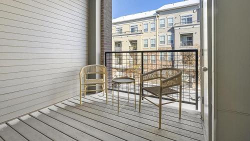 Landing Modern Apartment with Amazing Amenities (ID7325X38) in Lone Tree (CO)