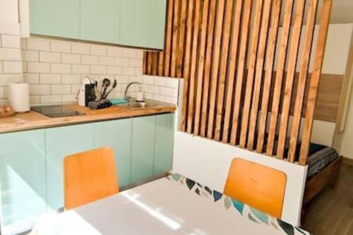 One-Bedroom Apartment image 10