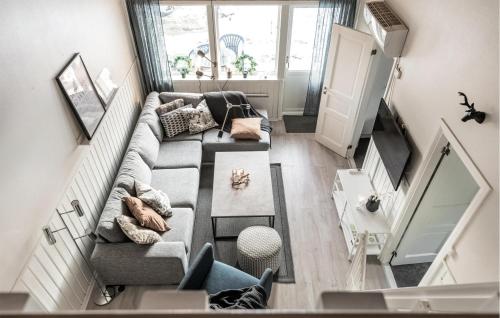 3 Bedroom Nice Apartment In Brans