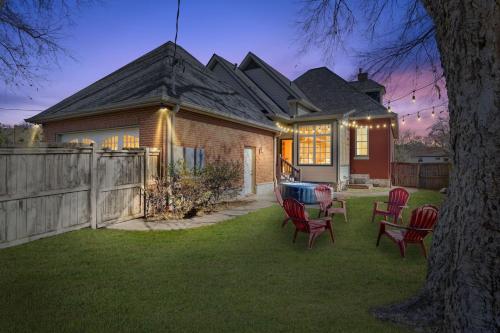 Historic NashVilla on Music Row - 2 King Suites in Nashville, USA