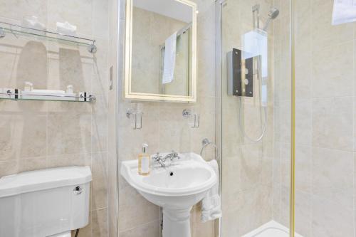 Deluxe Double Room with Shower