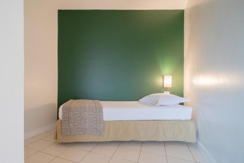 Superior Room image 7