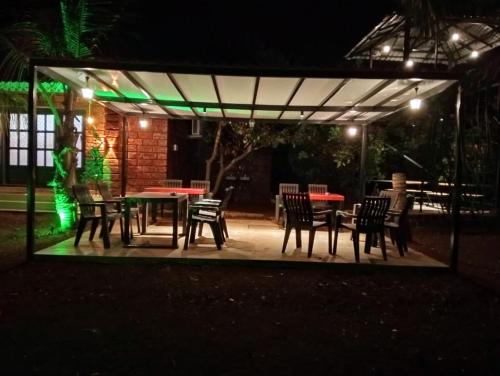 23 négyzetméteres, 3 hálószobás Villa 3 fürdőszobával Guhagar területén (Saka Kadams home stay) in Guhagar