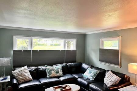 Amherst Country OASIS Perfect Location UMass in Hadley, USA