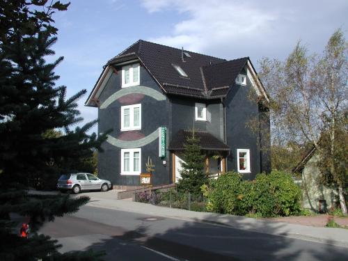 B&B Oberhof - Aktiv Pension - Bed and Breakfast Oberhof